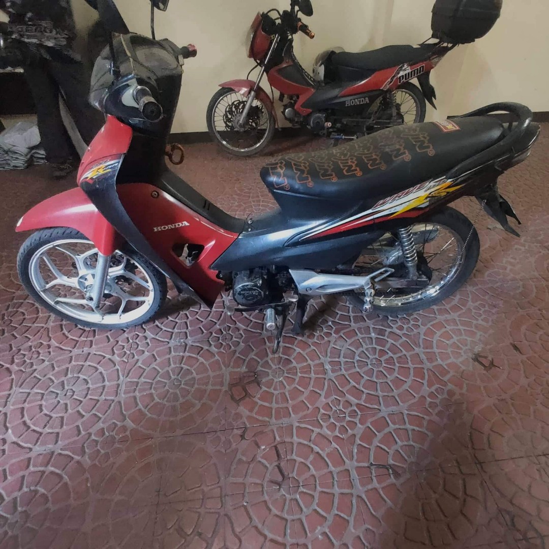 Honda wave 125 shop first model