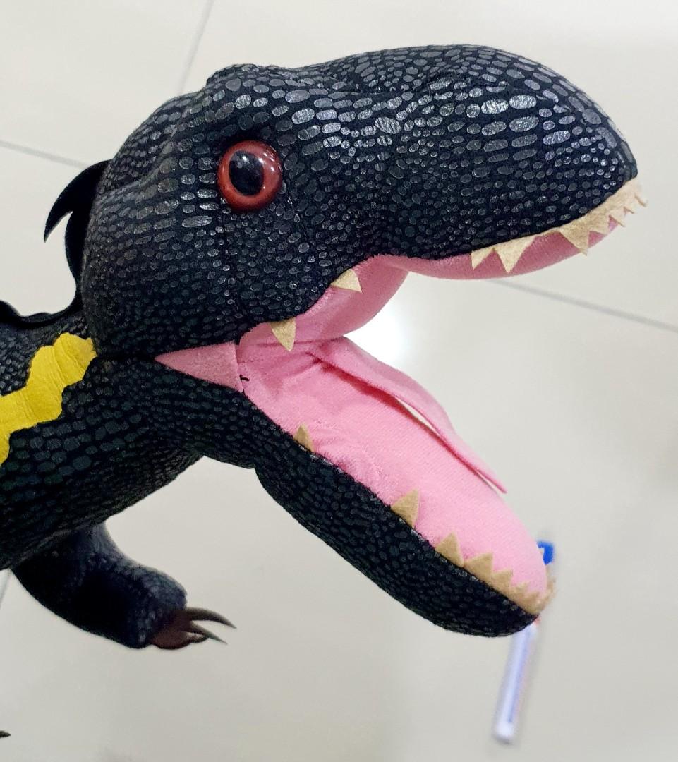 Jurassic world store indoraptor plush