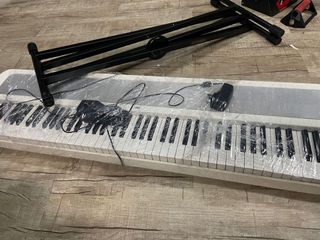 （分類：）位於 。 由 typilots232 提交（商品編號 1172770106，圖片 1）。簡介： 。