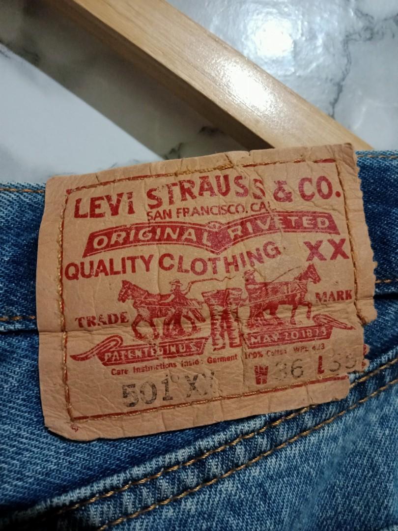 Levis size outlet 35 waist