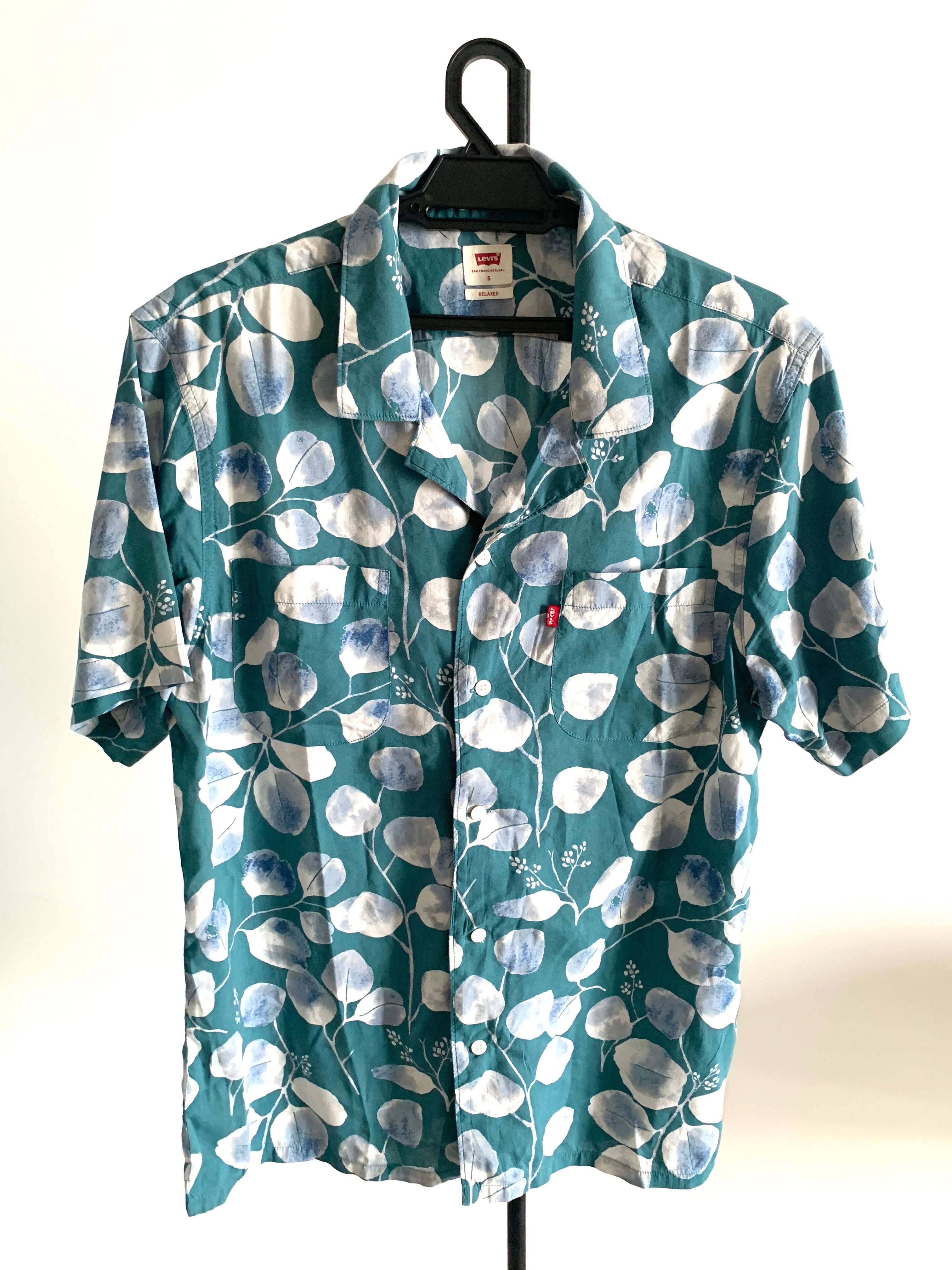 Levi's hawaiian camp shirt hot sale