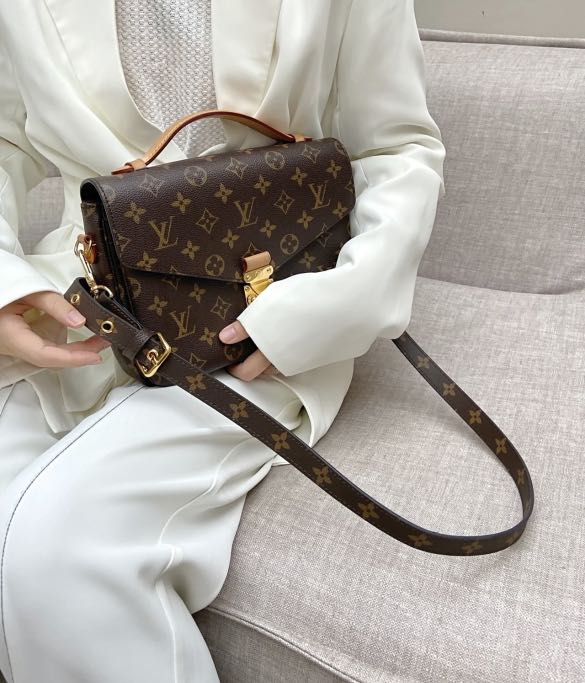 Louis Vuitton Pochette Metis Monogram Canvas Bag | The Lux Portal