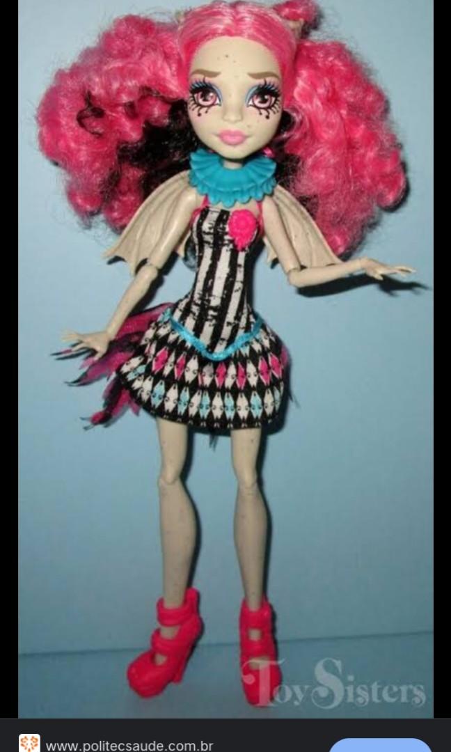 Rochelle goyle circus store