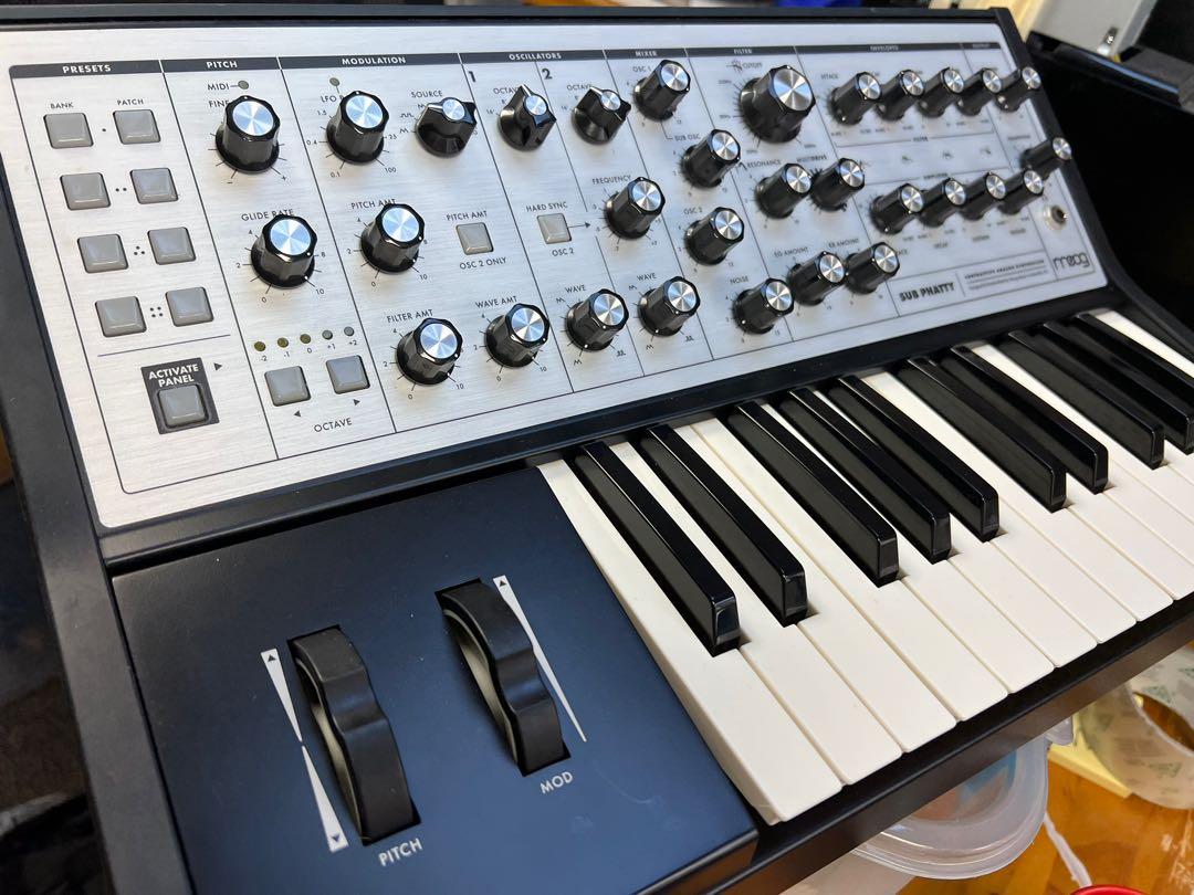 誕生日プレゼント 【絶版品】moog sub phatty 鍵盤楽器