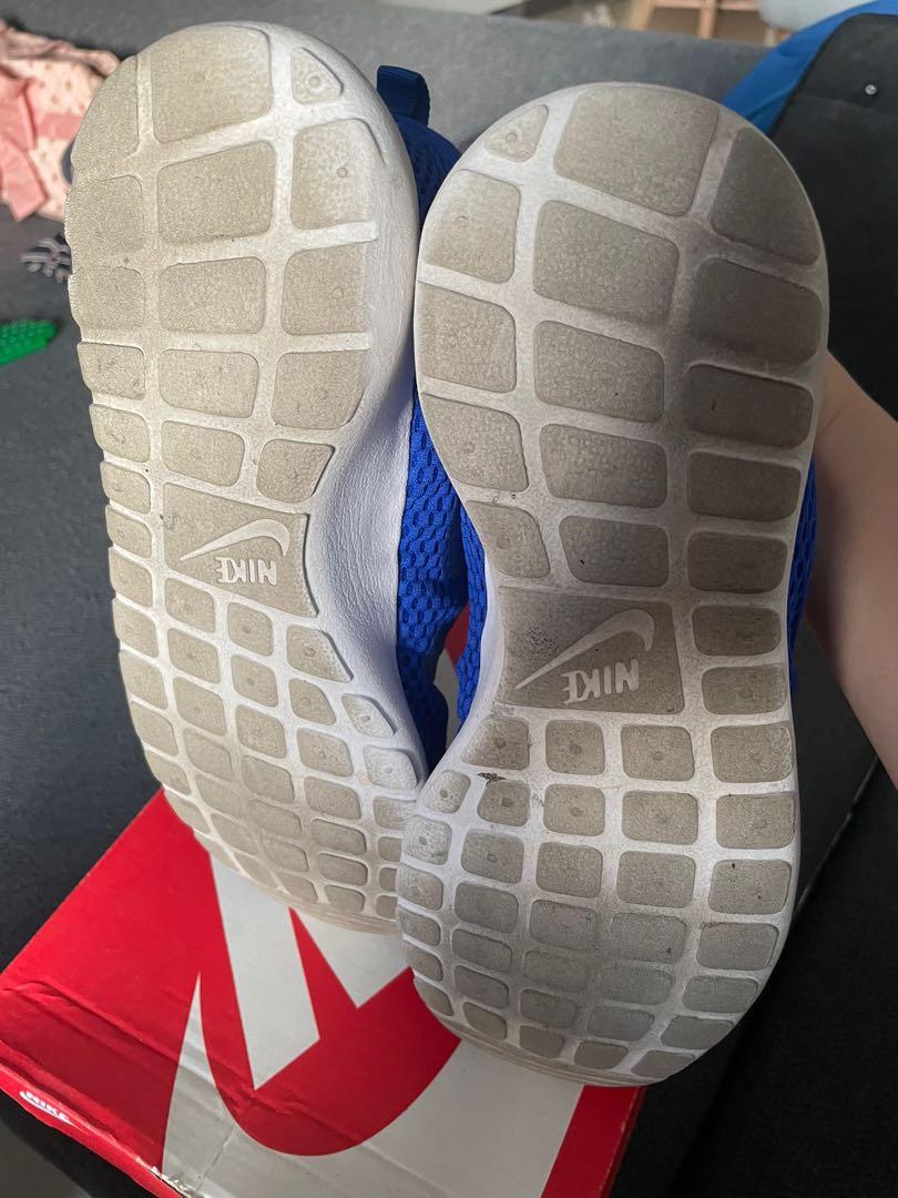Nike roshe one size 7 Clearance