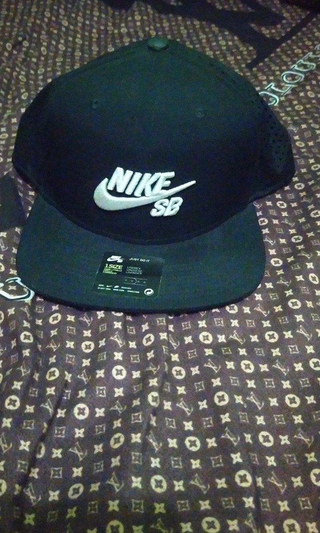 NIKE SB CAP