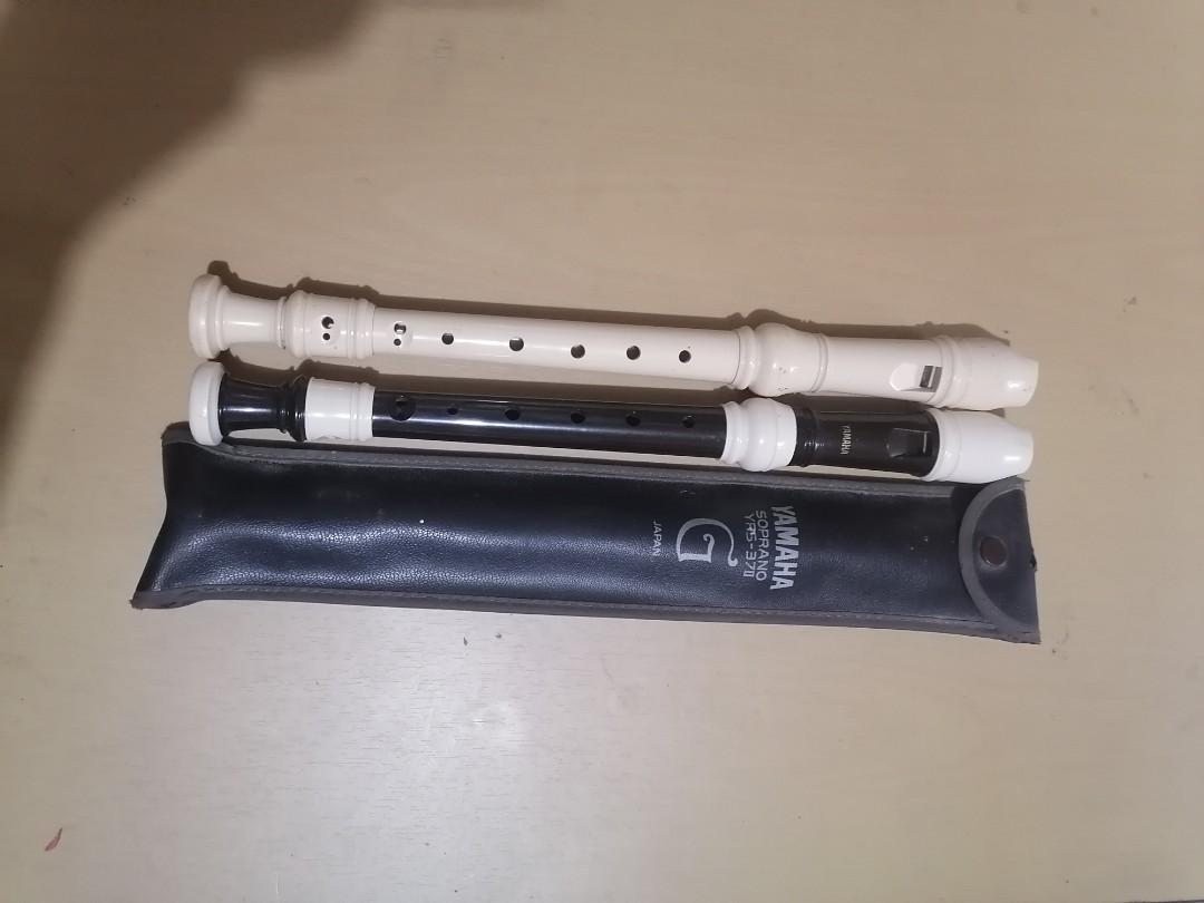 Original Yamaha Flute G (from Japan) (Category: Musical Instruments) located in Quezon City. Submitted by xiaociaos (Listing ID 1172725796, Image 3). Description: Original Yamaha Soprano G flute from Japan with Case Both are in good condition, hindi ito nabugbog haha Not sure sa brand nung other one but it had a Yamaha case as well kaso nawala ko na so it may be yamaha as well Price: Yamaha Flute w case: 300 Plain White flute: 150 Get both for 40