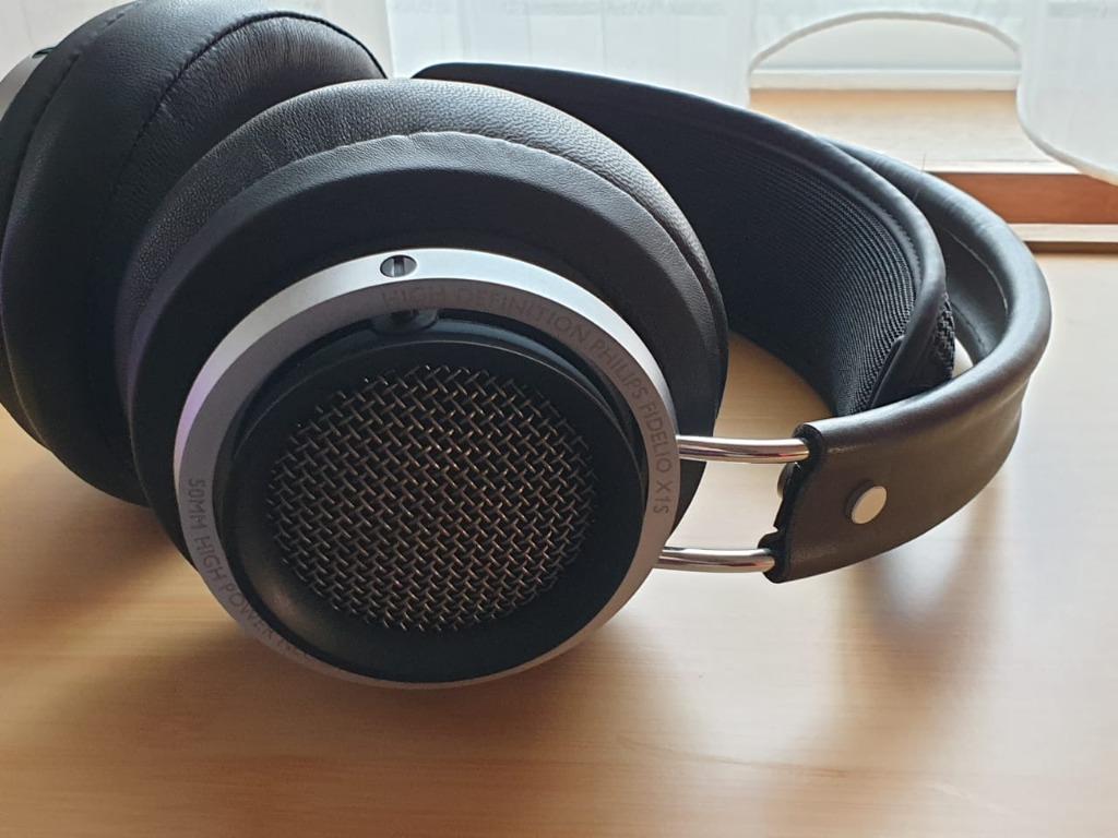 Phillips Fidelio X1S
