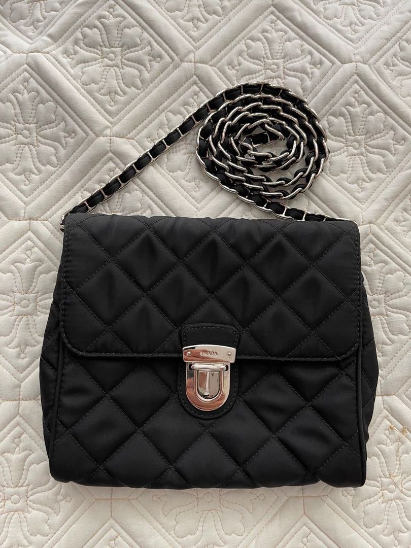 Quilted nylon crossbody bag top