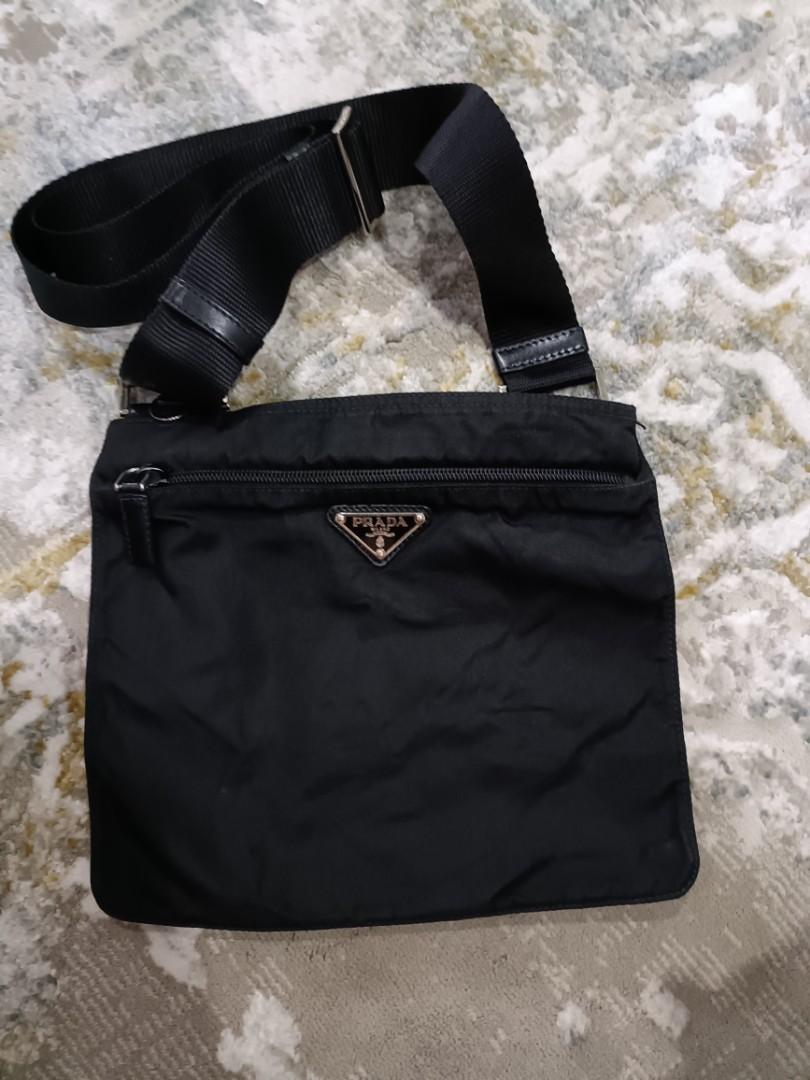 Harga sales beg prada