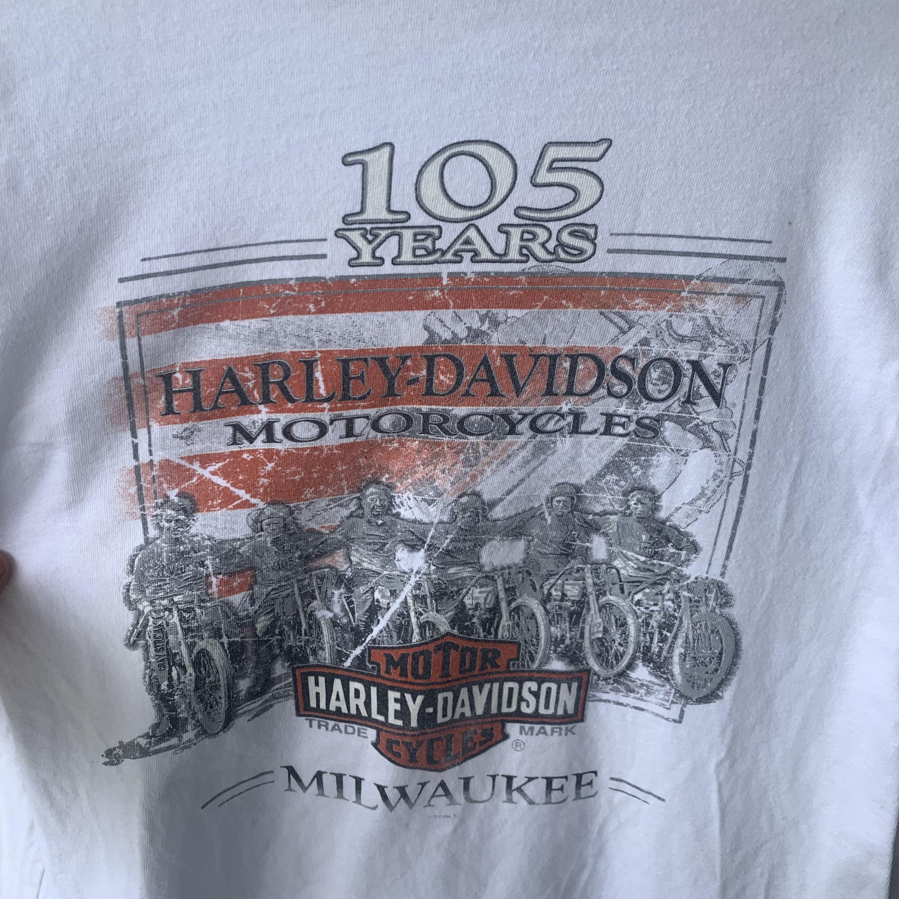 S Harley Davidson New Berlin Milwaukee White Long Sleeve T shirt