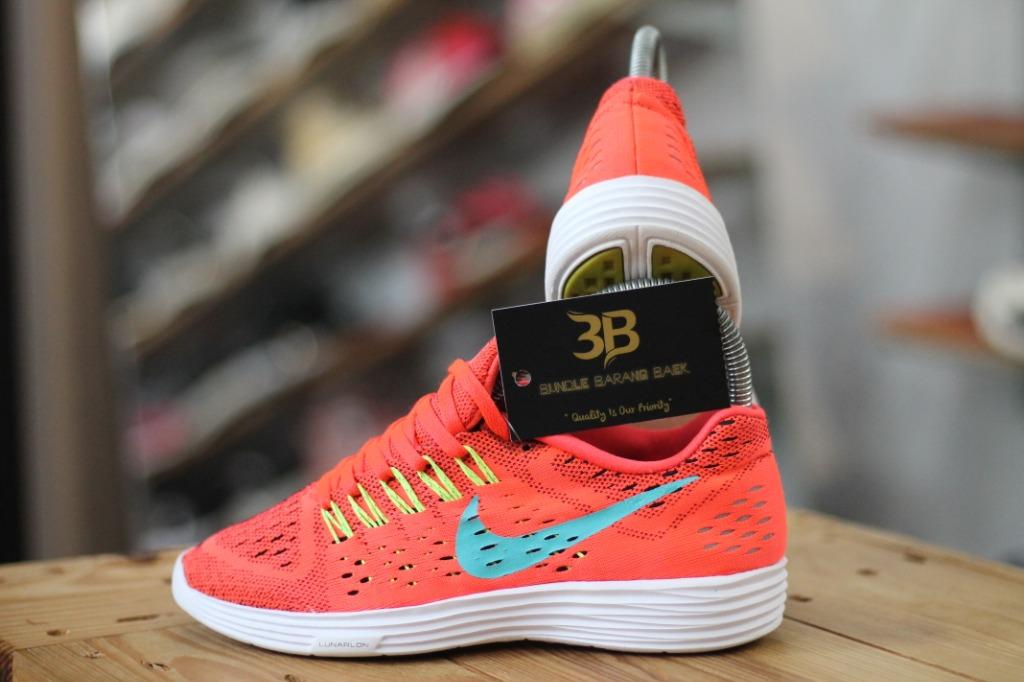 Size 3 UK 36 EUR NIKE Lunartempo Running Shoes