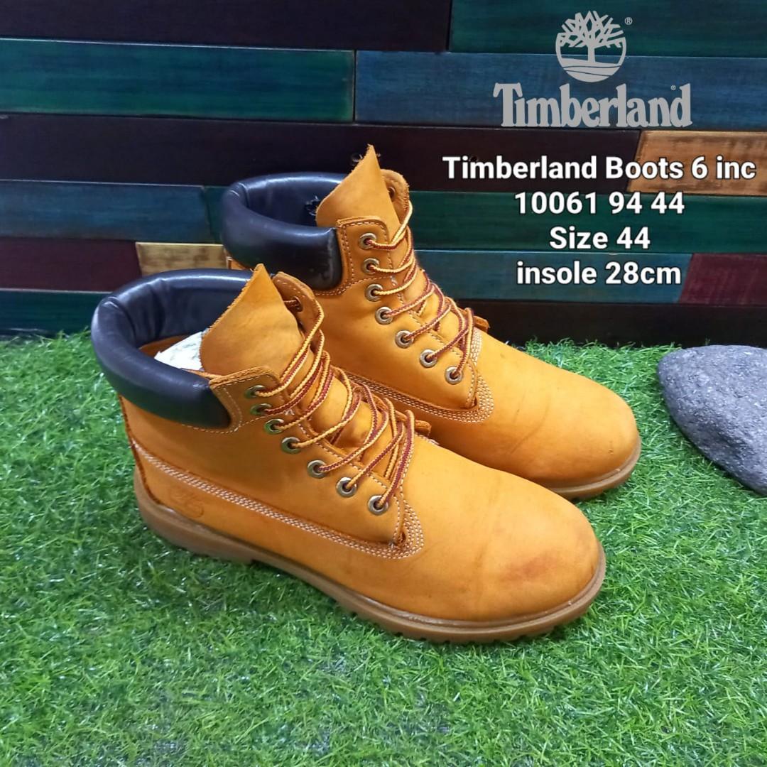 khaki timberlands