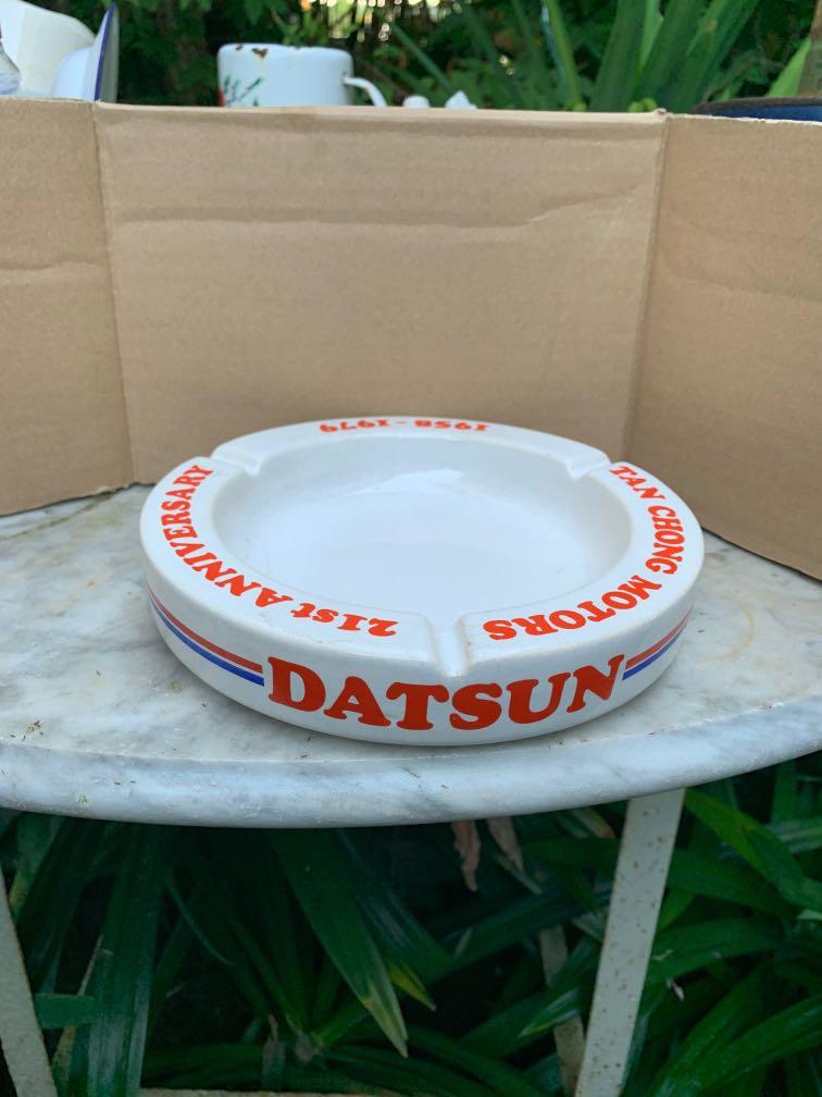 Vintage 1958-1979 Datsun astray, Hobbies & Toys, Collectibles