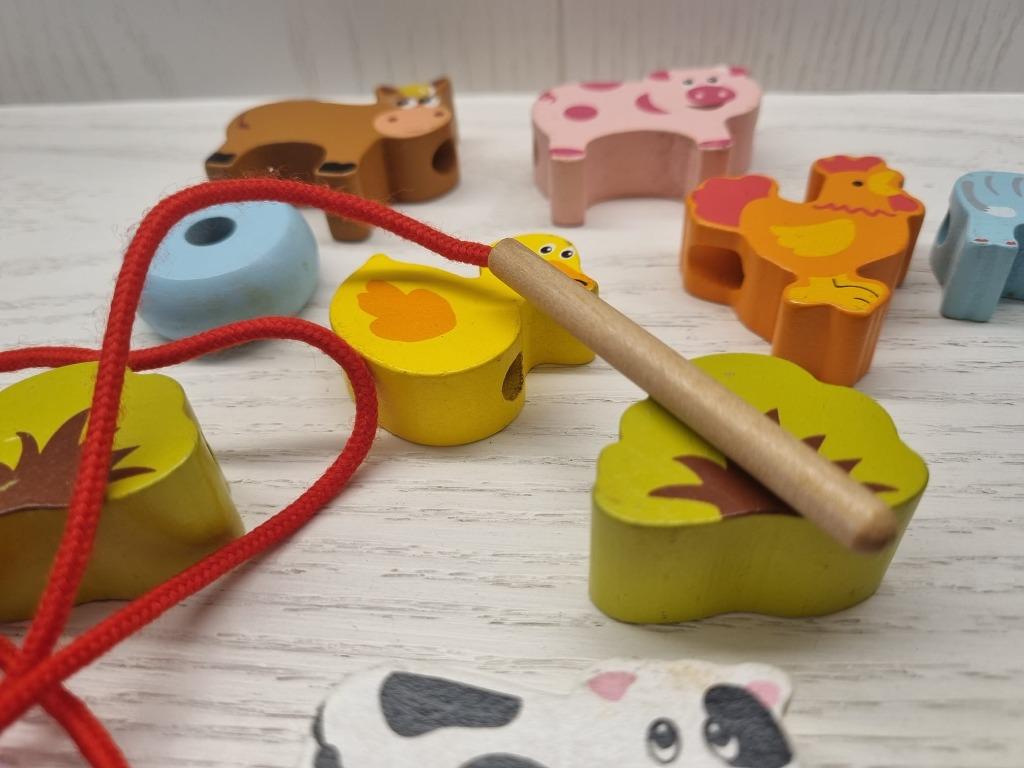 Wooden Threading Educational Farm Animals Toy Bello Lace And Thread