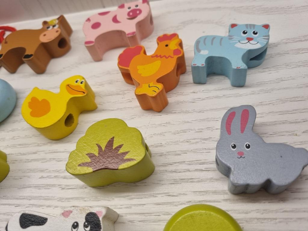 Wooden Threading Educational Farm Animals Toy Bello Lace And Thread