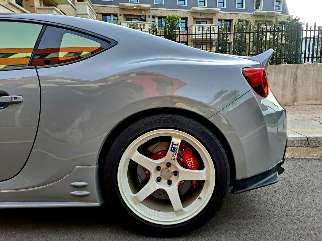 14 Subaru Brz 6mt 汽車 汽車出售在旋轉拍賣