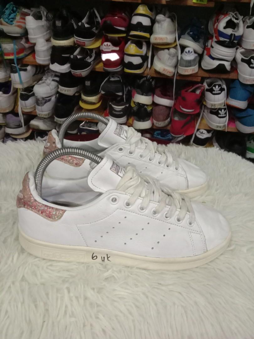 6 UK KASUT ADIDAS STAN SMITH HARGA SIAP POS SM Men s Fashion Footwear Sneakers on Carousell