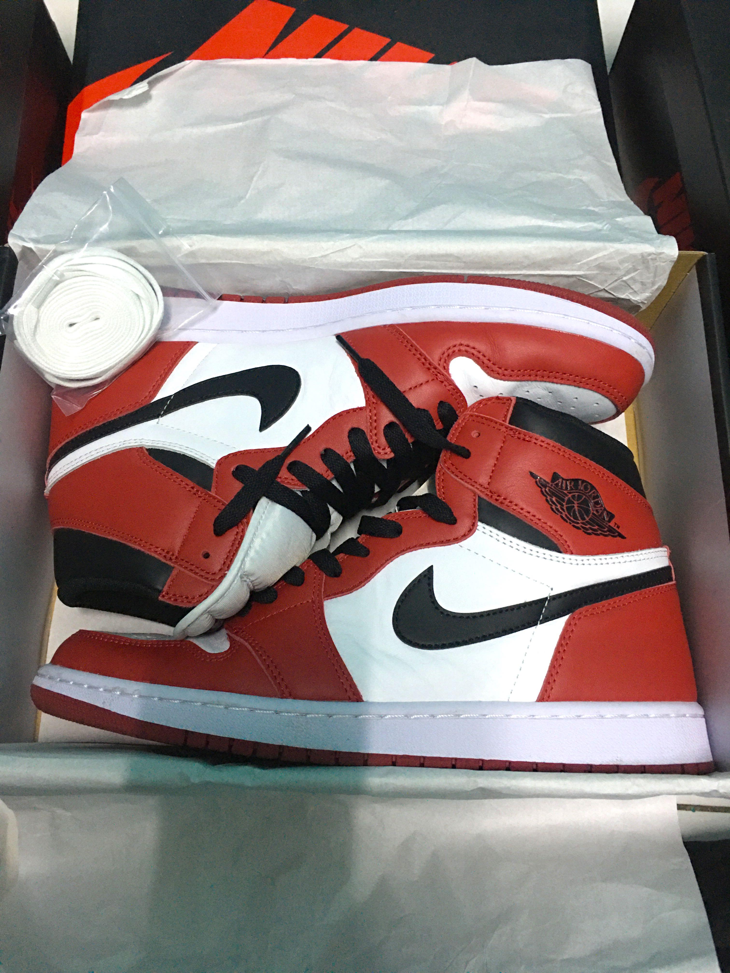 Air Jordan 1 Chicago Bull Men s Fashion Footwear Sneakers on