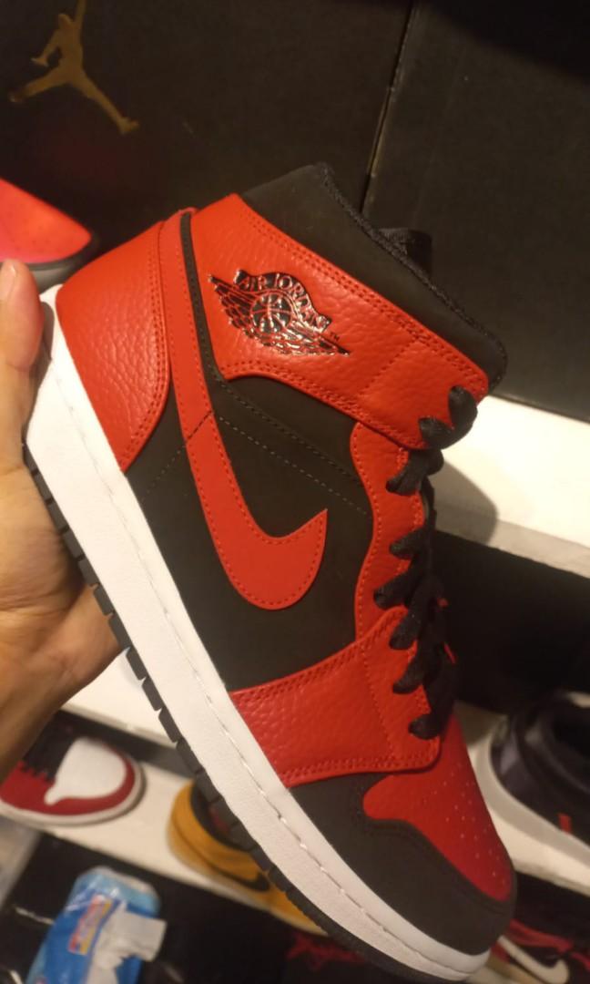 jordan 1 reverse bred foot locker
