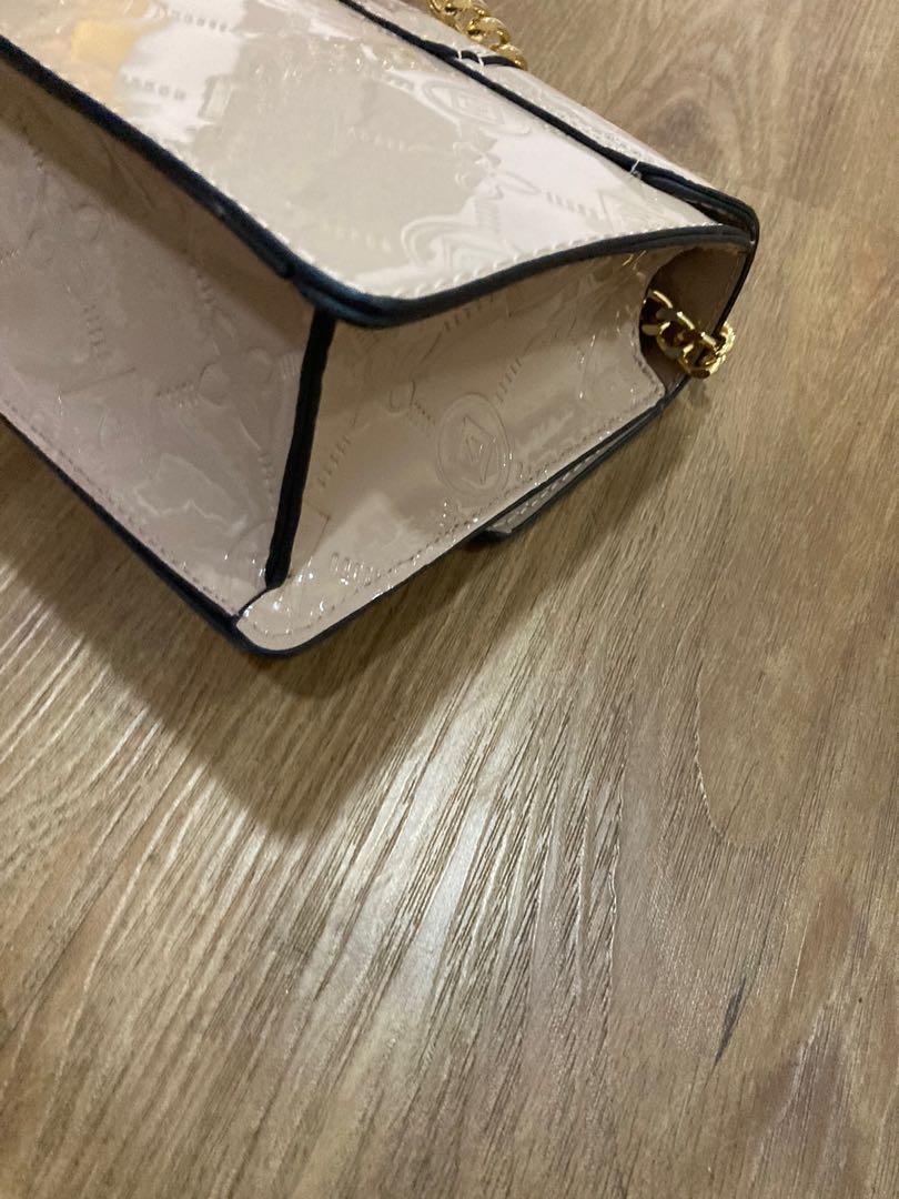 Aldo Iconicharm Cross bag (used once), Women's Fashion, Bags & Wallets