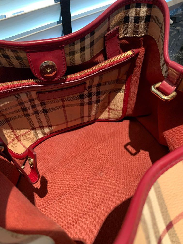 Burberry tote red outlet