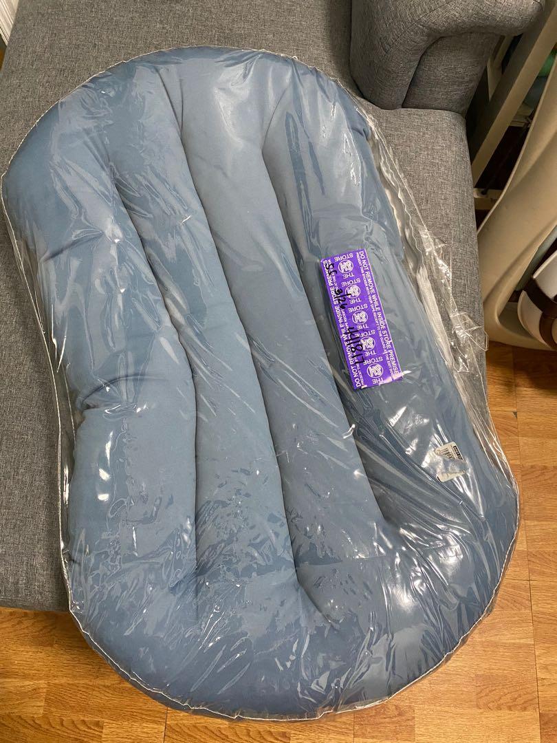 Baby nest cushion (Category: Other Baby Bathing & Changing Needs) located in Dasmarinas. Submitted by betchystore (Listing ID 1172871359, Image 1). Description: It was a gift. I dont know the brand pero nabili po sa sm. Used only once. .