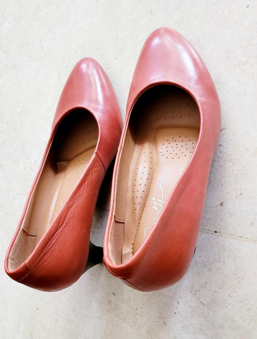 Barani Italian leather 37, Women's Fashion, Footwear, Heels on Carousell