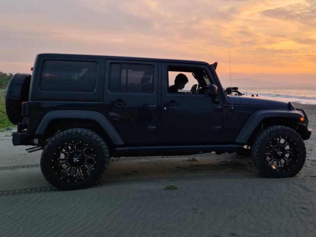 Cali Off Road Wheels for Jeep Wrangler (Category: Mags and Tires) located in Taguig. Submitted by eb989 (Listing ID 1172908358, Image 2). Description: 4x slightly used Cali Off Road Wheels mags for tire size LT305/55R20 comes with NITTO TRAIL GRAPPLER tires.