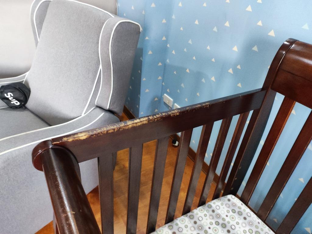 DaVinci Kalani 4in1 Convertible Crib with Twin Bed Conversion Kit