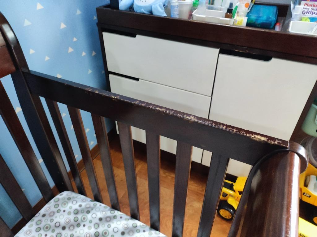 DaVinci Kalani 4in1 Convertible Crib with Twin Bed Conversion Kit