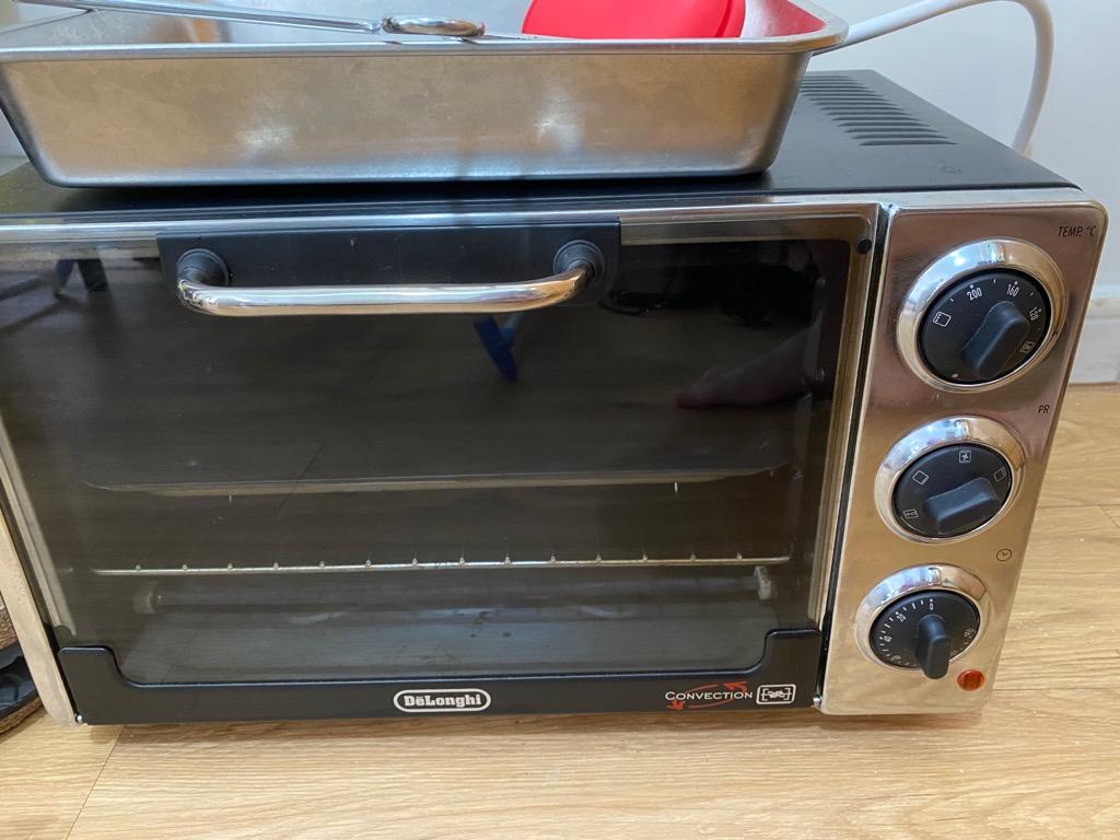 Delonghi Convection Toaster Counter top Oven, 家庭電器, 廚房電器, 焗爐及多士爐