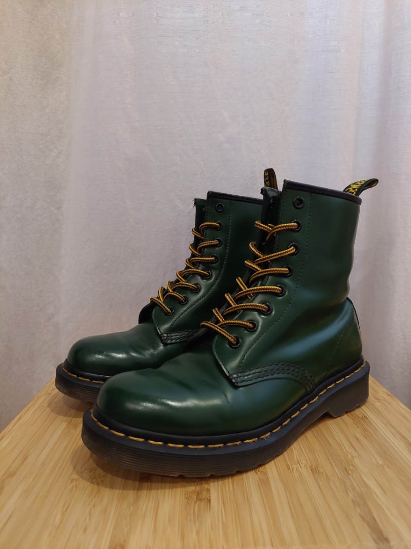 DR MARTENS 1460 [Green Smooth Leather], Women's Fashion, Footwear ...