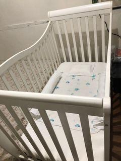 Dwelling Adjustable Crib w Foam