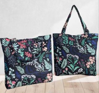 (Category: ) located in . Submitted by zamara.shop (Listing ID 1172850929, Image 1). Description: .