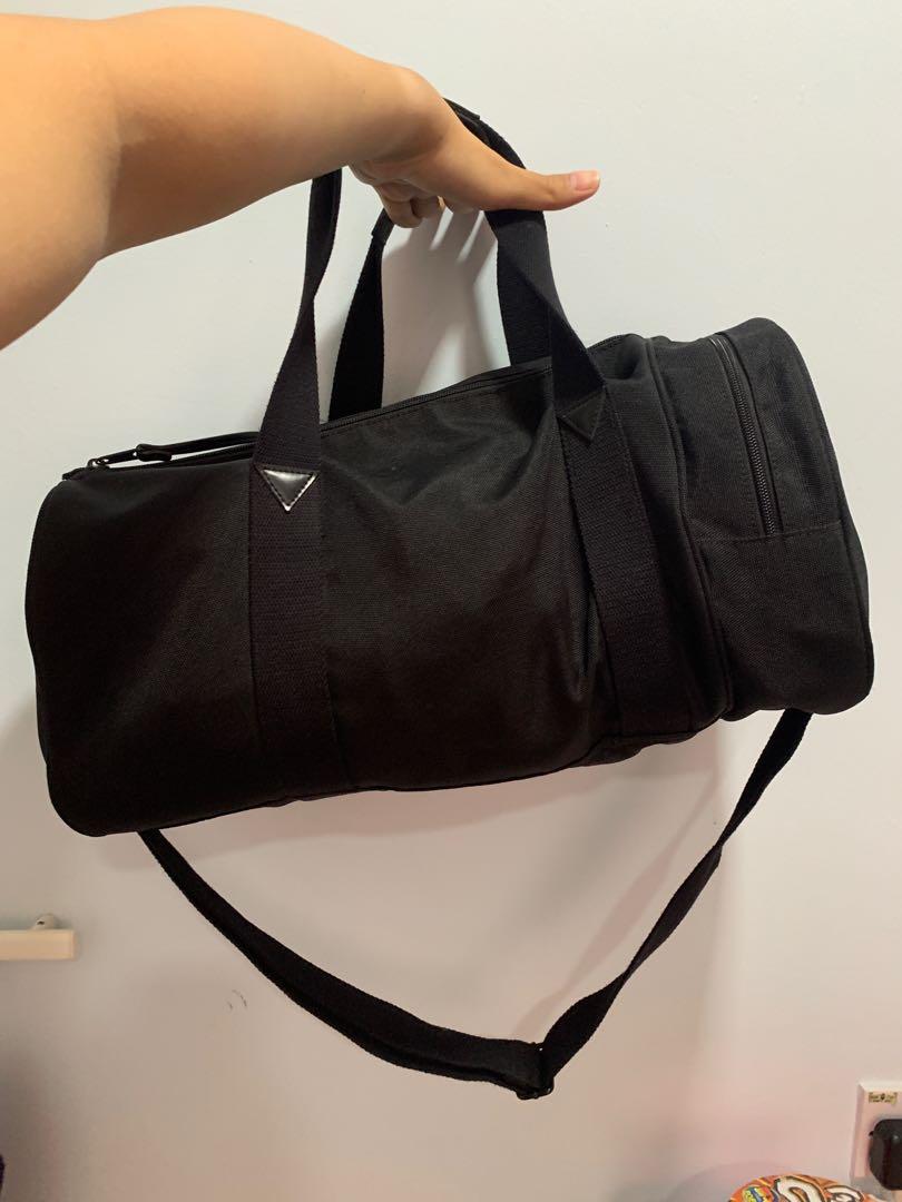 Typo canvas hot sale barrel bag