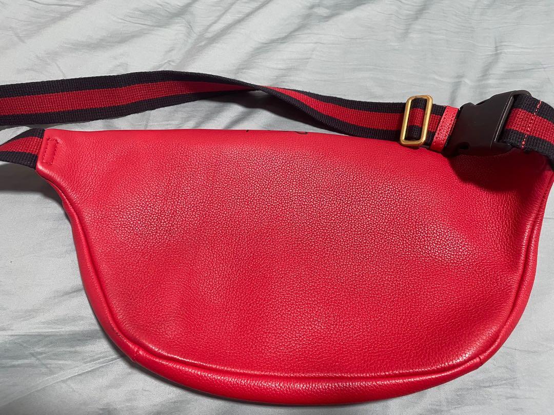 Red sales gucci fanny