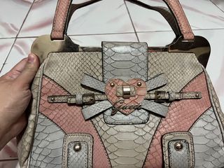 (Category: ) located in . Submitted by jacquidc (Listing ID 1172863728, Image 1). Description: .