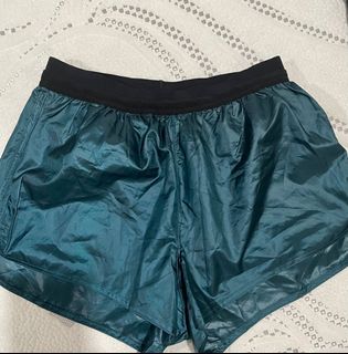 (Category: ) located in . Submitted by micadaite (Listing ID 1172824276, Image 1). Description: .
