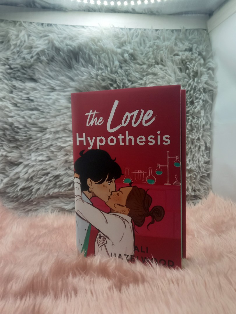 love hypothesis illumicrate