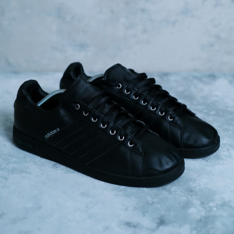 Foto sepatu adidas casual best sale