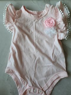 (Category: ) located in . Submitted by hydrangea2222 (Listing ID 1172879095, Image 1). Description: .
