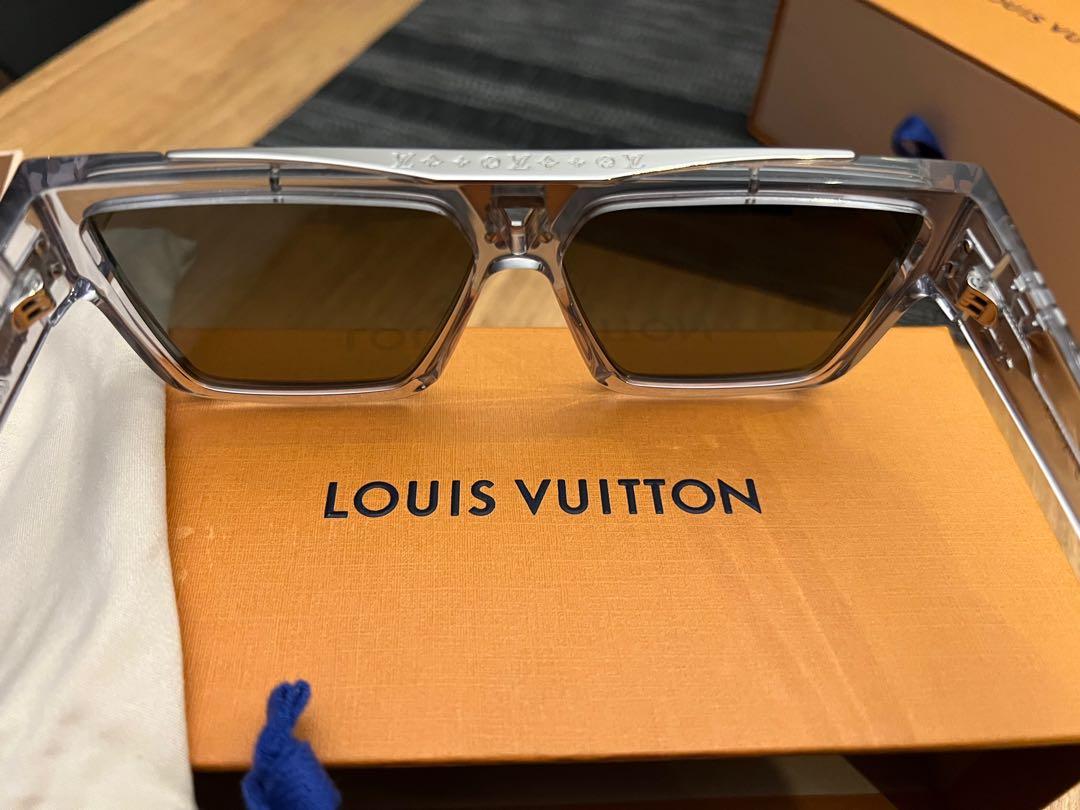 LOUIS VUITTON BLACK EVIDENCE SUNGLASSES, Men's Fashion, Watches &  Accessories, Sunglasses & Eyewear on Carousell