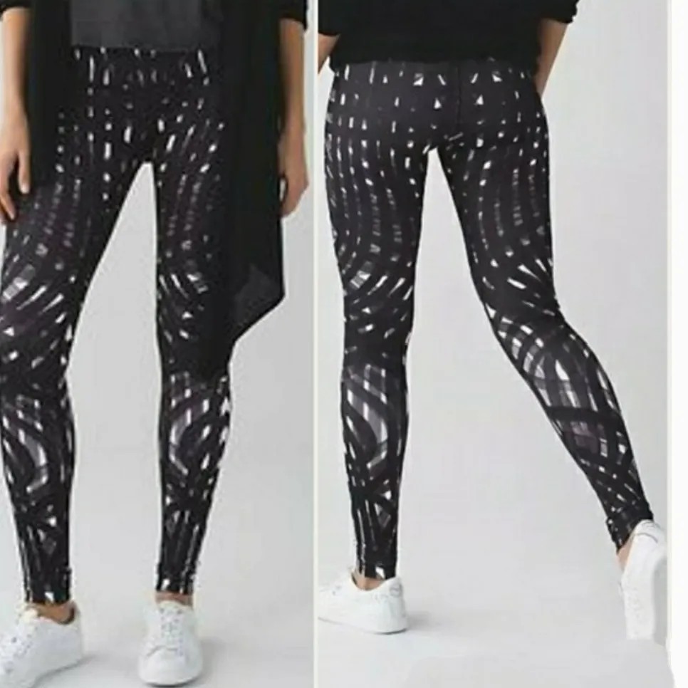 lululemon black polka dot leggings
