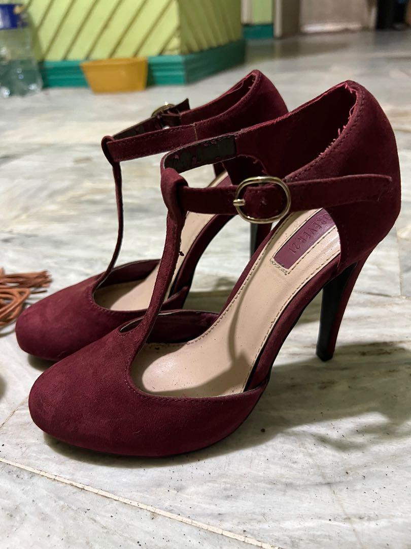 Maroon Burgundy T stap shoes Forever 21 Women s Fashion Footwear Heels on Carousell