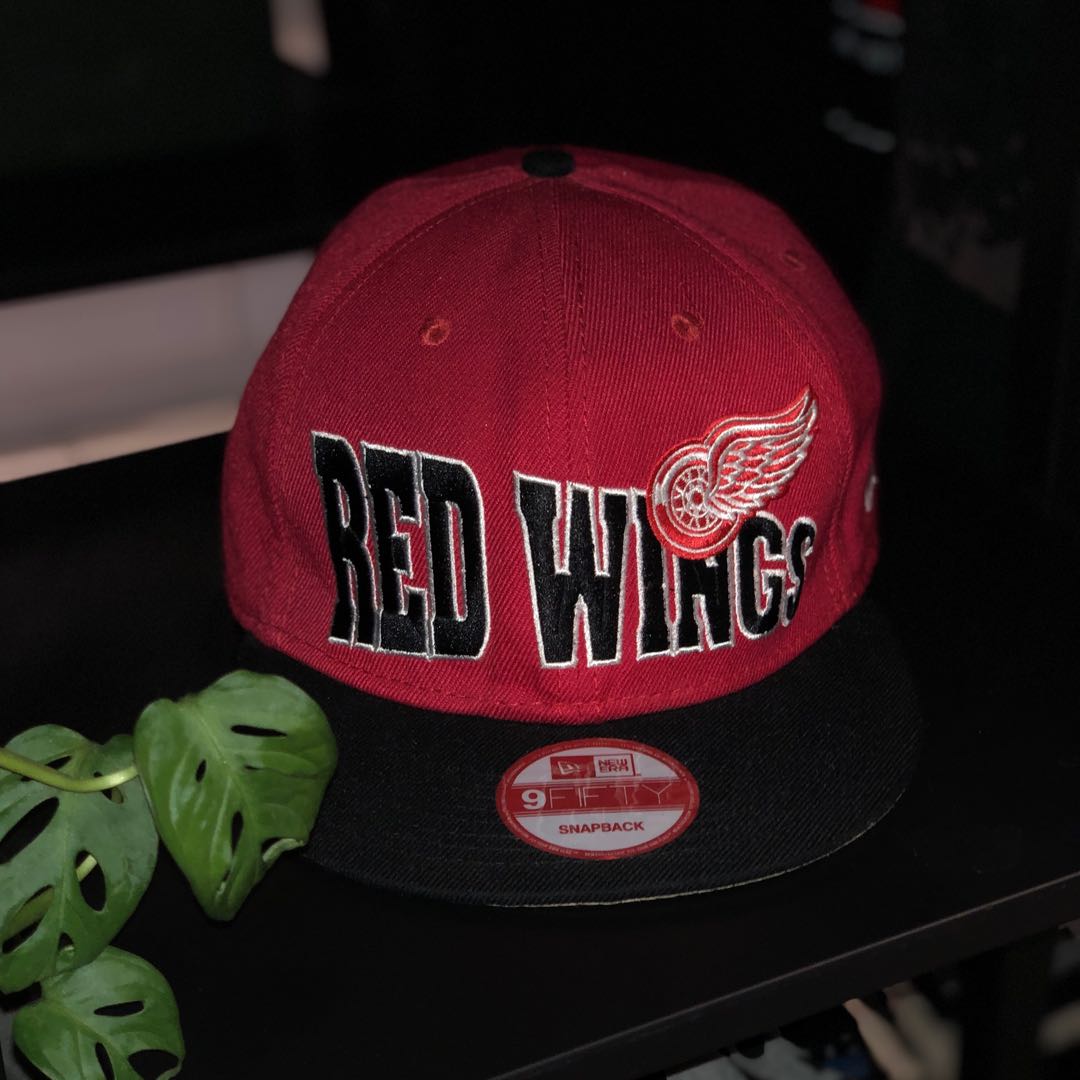 New Era 9Fifty Red Wings Snapback Men s Fashion Watches
