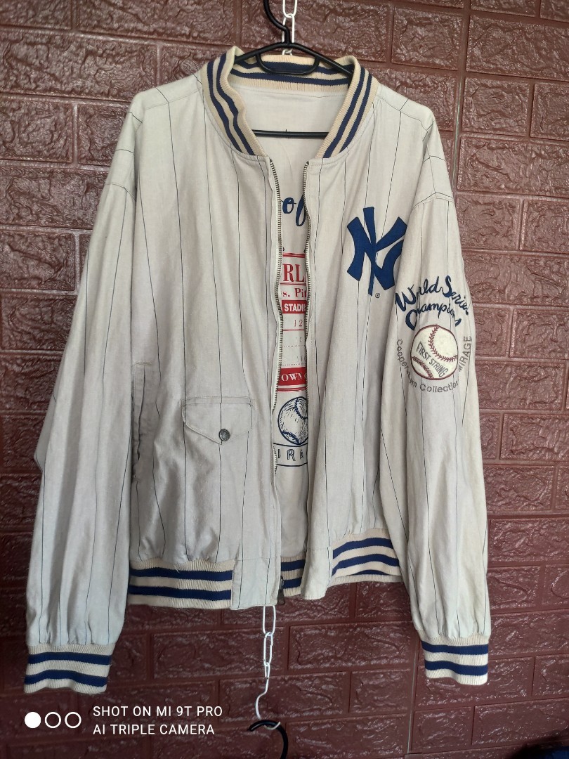 New York Yankees Mirage reversible, Men's Fashion, Coats, Jackets