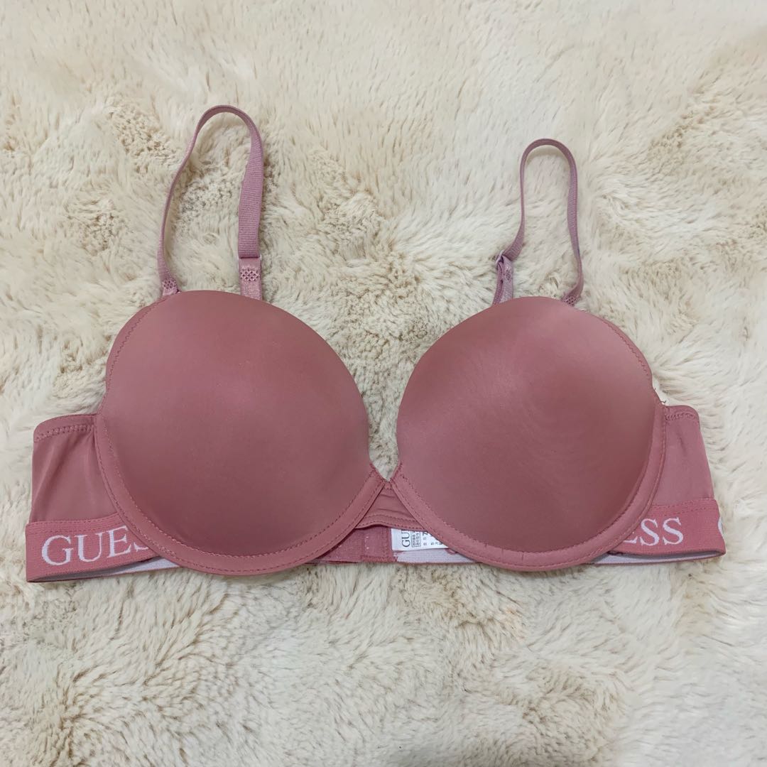 FREE SHIPPING Bnew Original M&S Push up Bra size 36D, Women's Fashion,  Undergarments & Loungewear on Carousell