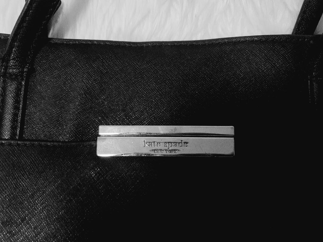Original Used Kate Spade Black Tote Bag (Category: Tote Bags) located in Zamboanga. Submitted by abby1614 (Listing ID 1172869378, Image 2). Description: well used Original Kate Spade Shoulder bag. please manage expectations. no minimal flaw . please see pics #newyou.