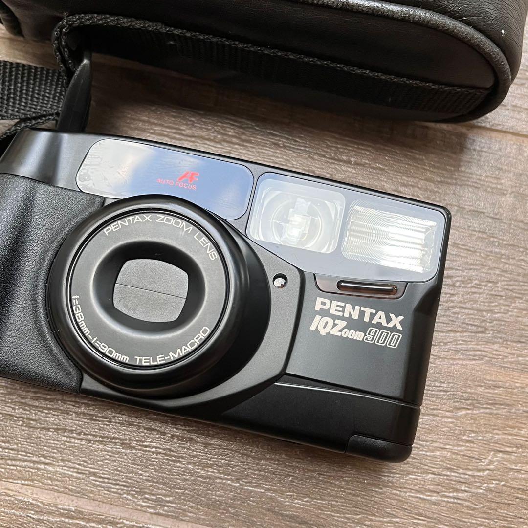 Pentax IQZoom 900 AF 35mm point and shoot film camera